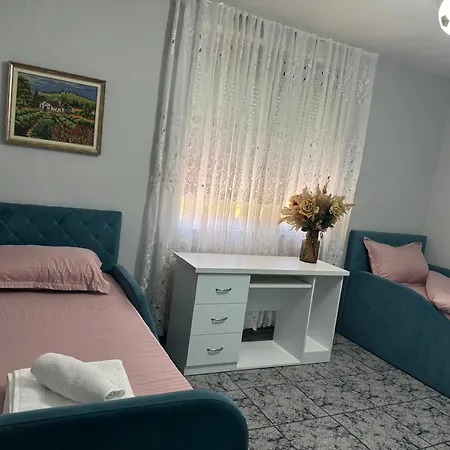 Apartment Qera Ditore *